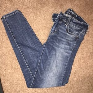 American eagle jeans low rise skinny size 0 short.